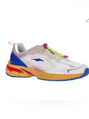 Avia bungee tennis shoes